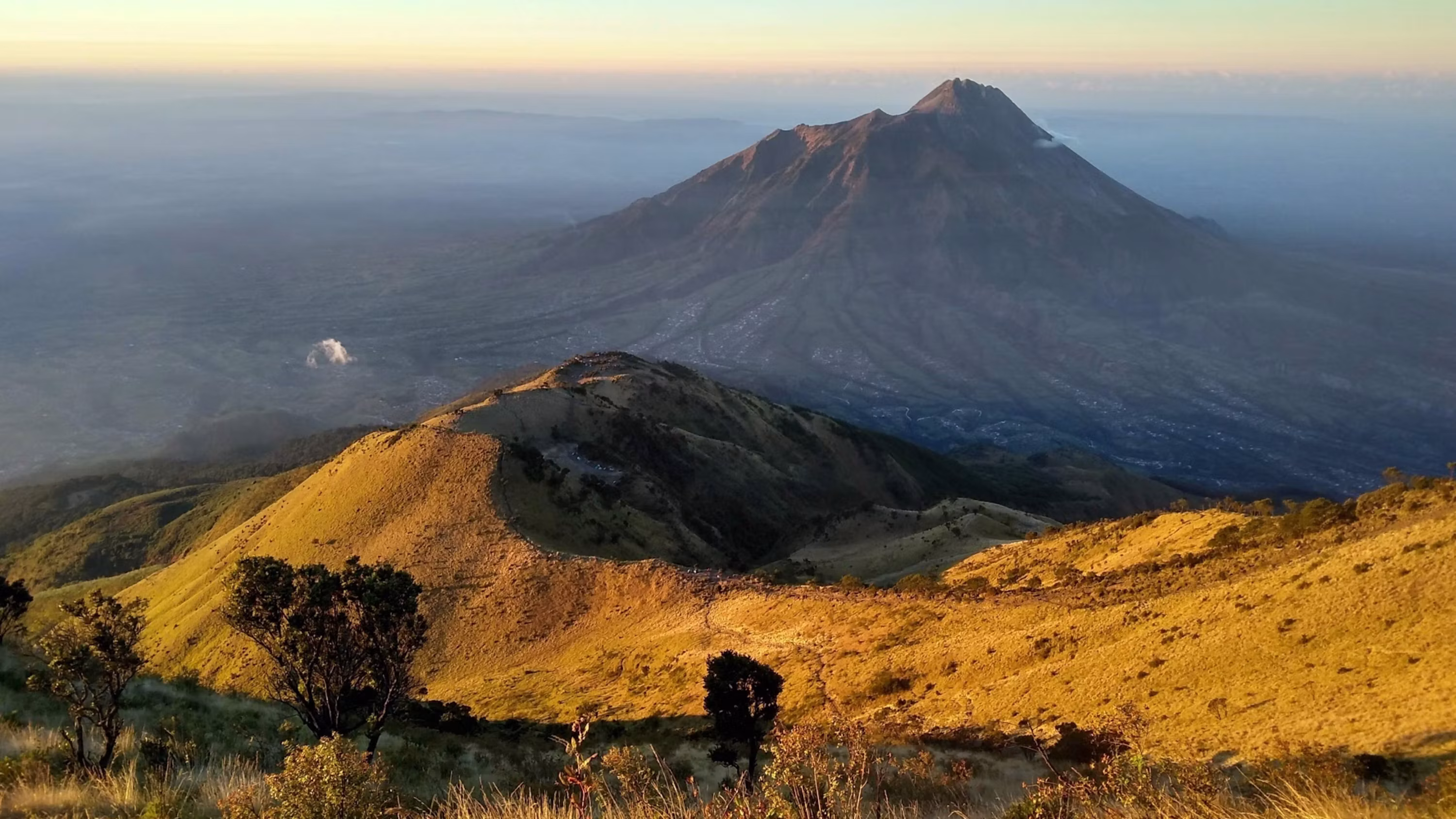 Pemandangan kawasan Gunung Rinjani