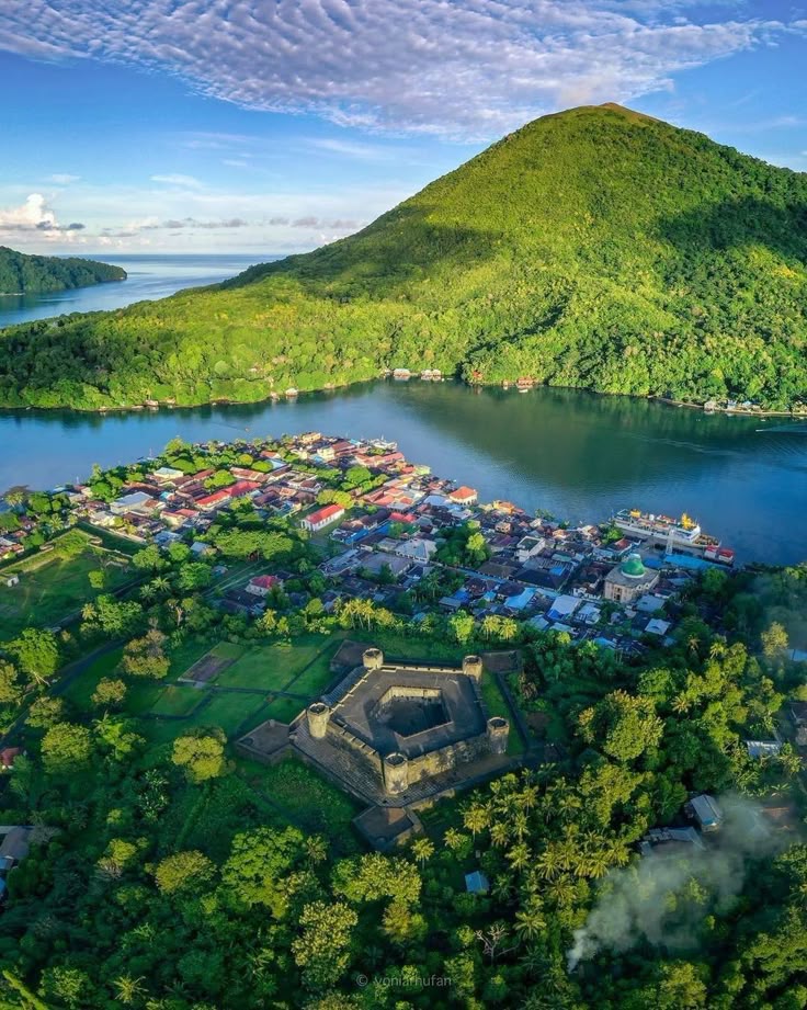Kawasan wisata Banda Neira