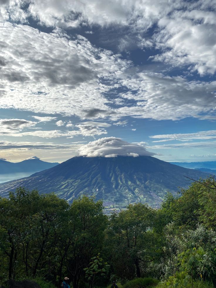 Open Trip Gunung Sumbing via Gajah Mungkur