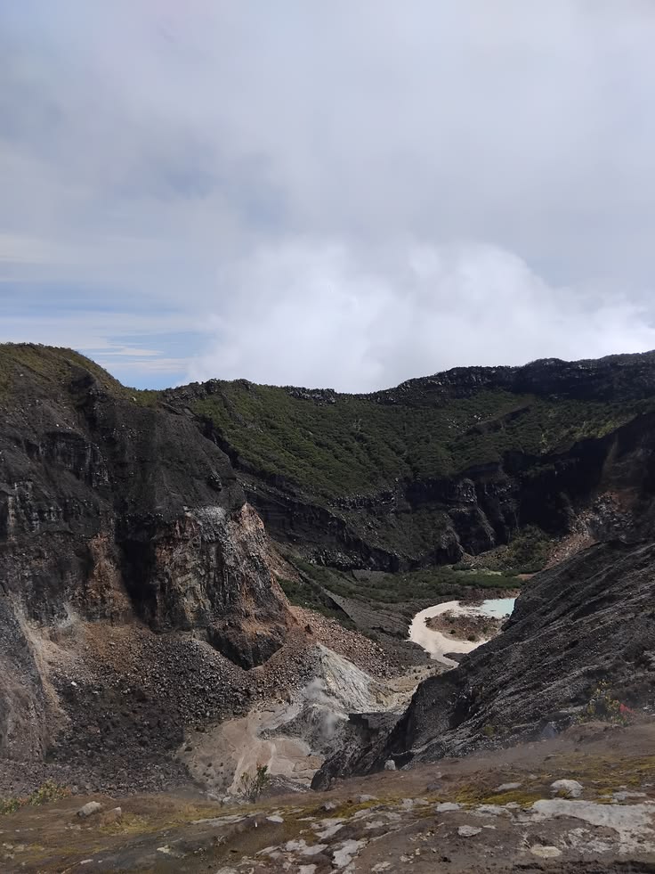 Open Trip Gunung Ciremai via Apuy